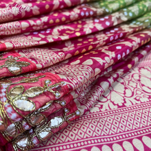 Load image into Gallery viewer, Silk Bandhani Patola