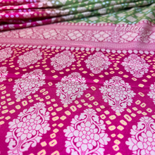 Load image into Gallery viewer, Silk Bandhani Patola